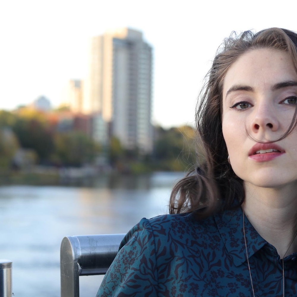 Meet your Posher, Edra